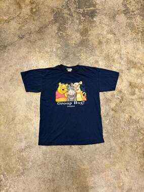 Vintage Disneyland Resort 90's Winnie The Pooh Graphic T Size M